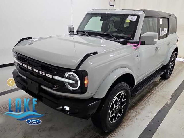 2022 Ford Bronco Outer Banks