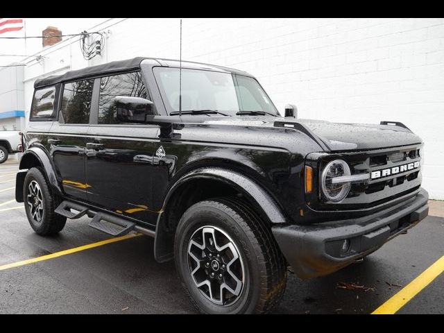 2022 Ford Bronco 