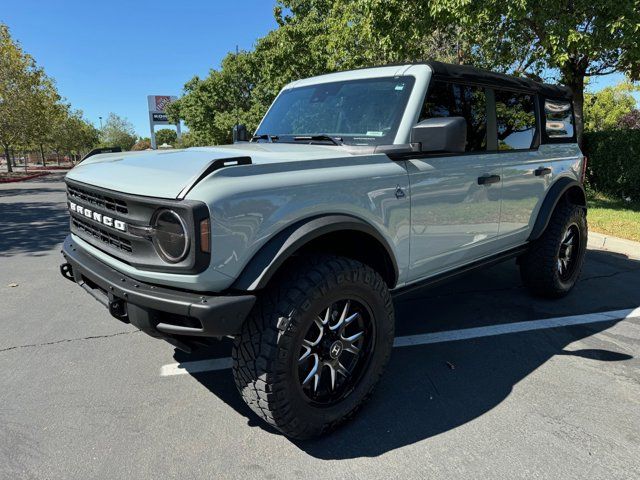 2022 Ford Bronco Black Diamond