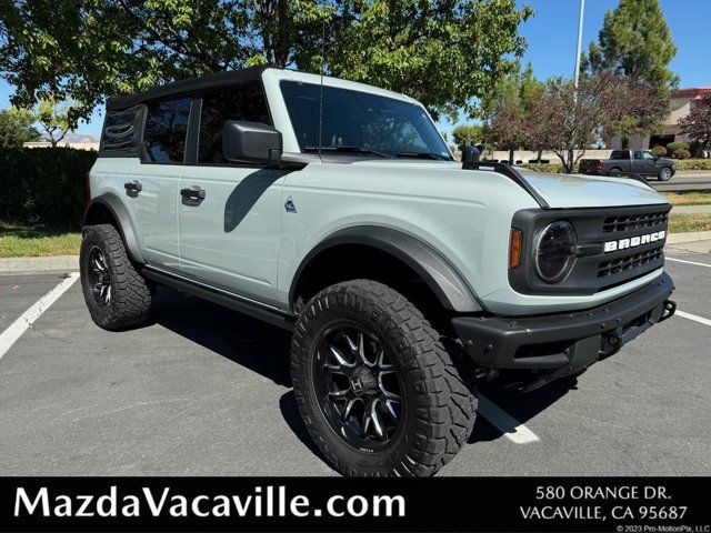 2022 Ford Bronco Black Diamond