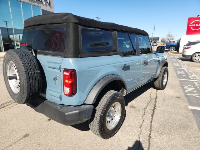 2022 Ford Bronco Base