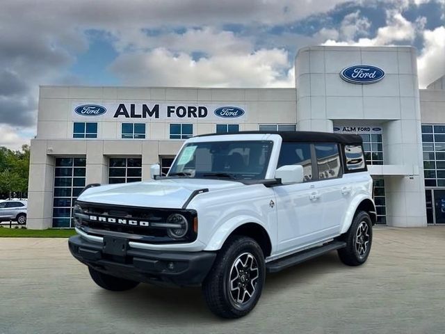 2022 Ford Bronco Outer Banks