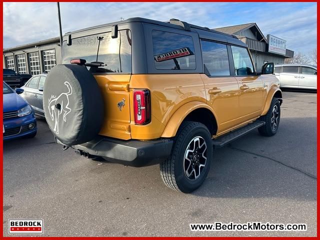 2022 Ford Bronco 