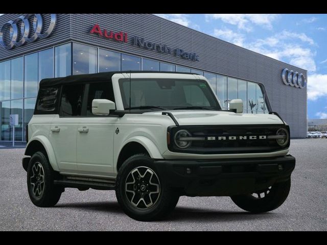 2022 Ford Bronco 