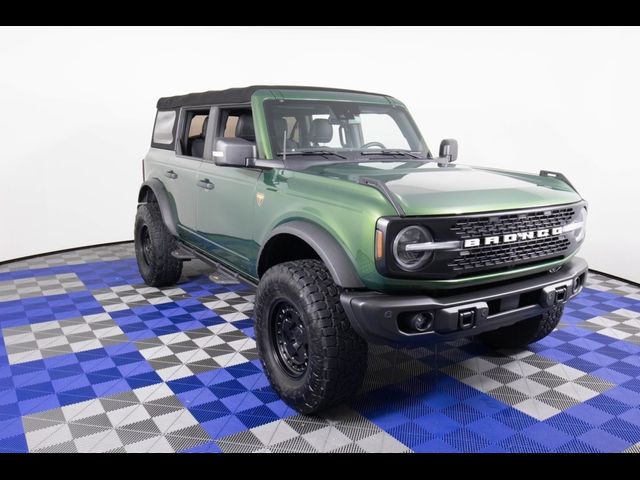 2022 Ford Bronco Base