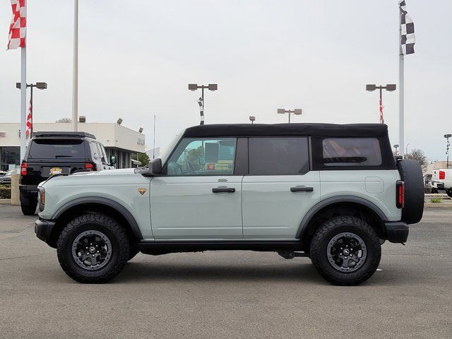 2022 Ford Bronco 