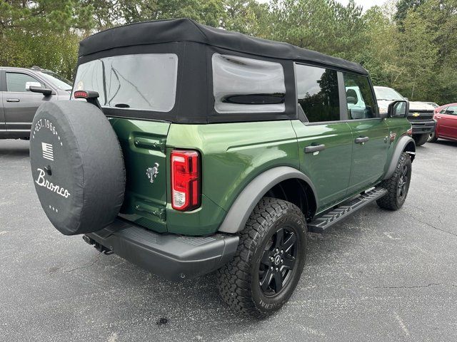 2022 Ford Bronco Base