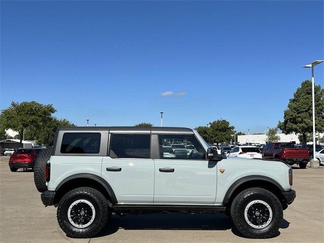 2022 Ford Bronco 