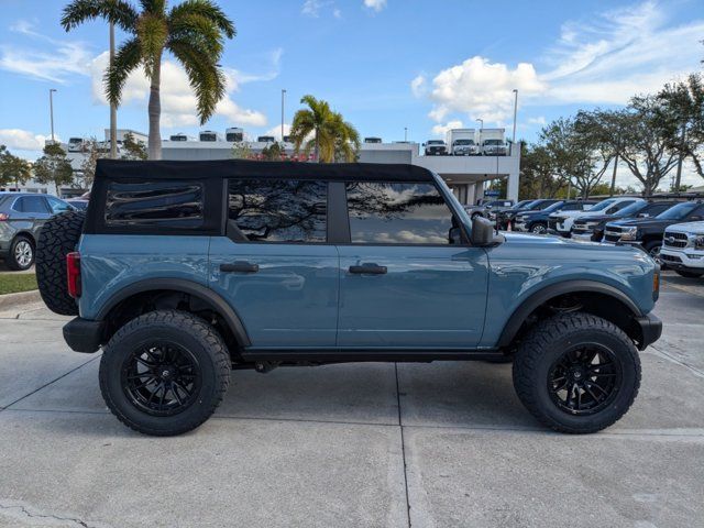 2022 Ford Bronco Black Diamond