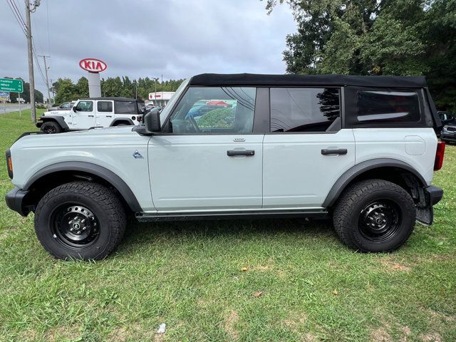 2022 Ford Bronco Black Diamond