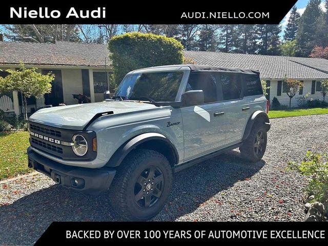 2022 Ford Bronco Black Diamond