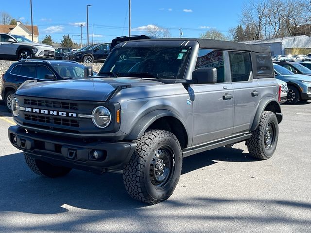 2022 Ford Bronco Black Diamond