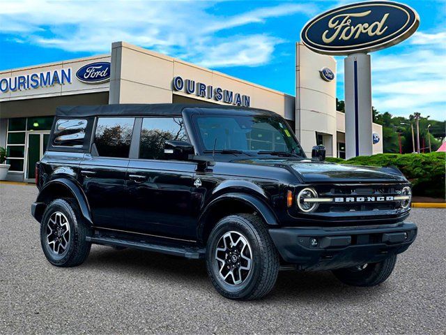 2022 Ford Bronco Outer Banks
