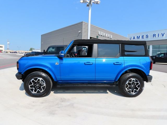 2022 Ford Bronco Outer Banks