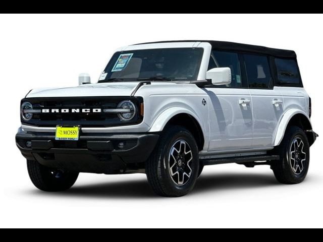 2022 Ford Bronco Outer Banks