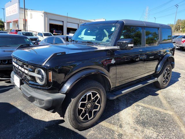 2022 Ford Bronco Outer Banks