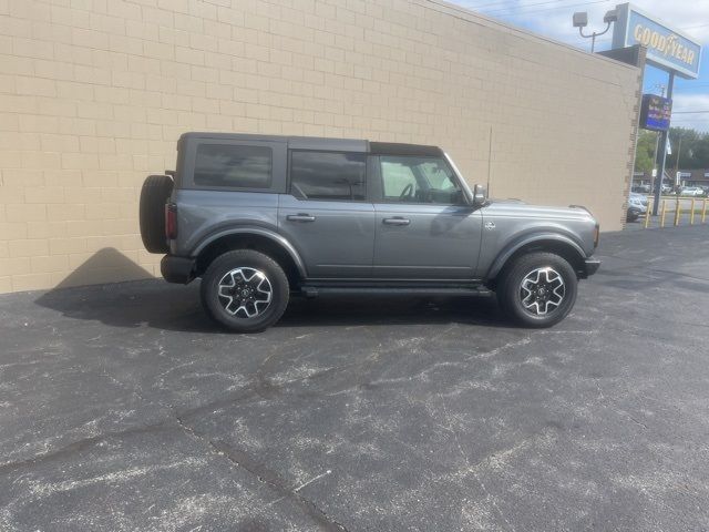 2022 Ford Bronco 