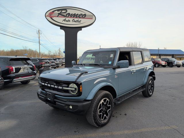 2022 Ford Bronco Outer Banks