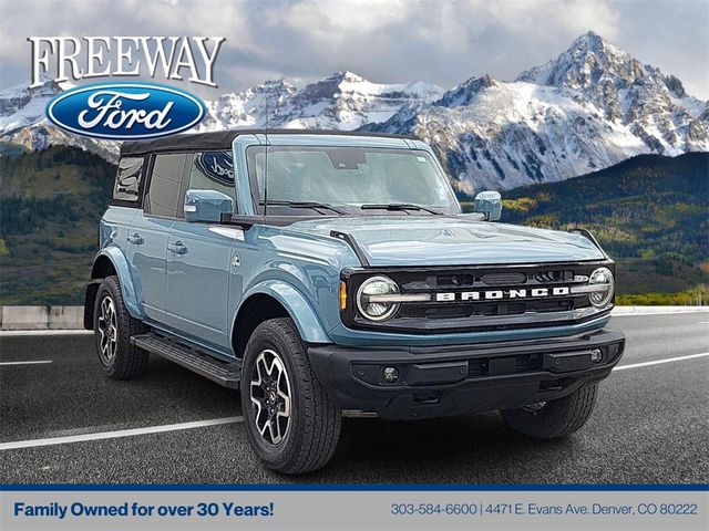 2022 Ford Bronco Outer Banks