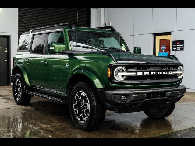 2022 Ford Bronco Outer Banks