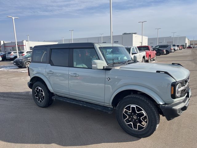 2022 Ford Bronco Outer Banks