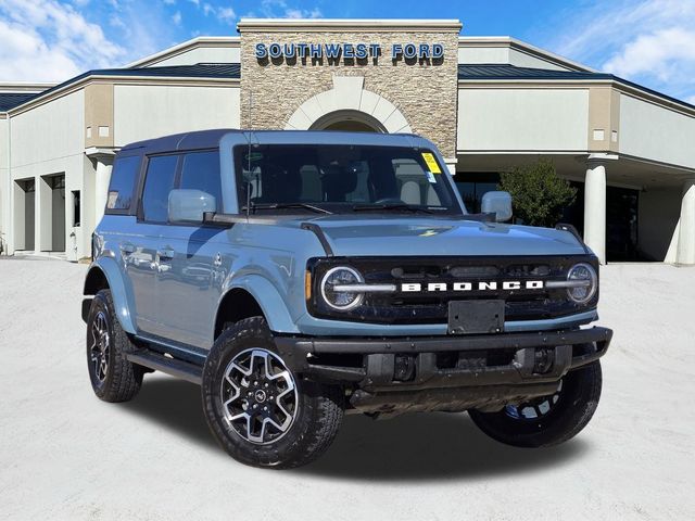 2022 Ford Bronco Outer Banks