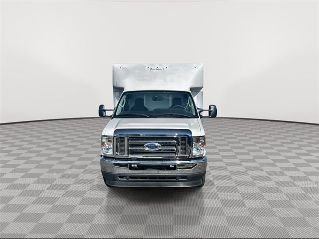 2022 Ford E-Series Base