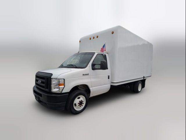 2022 Ford E-Series Base