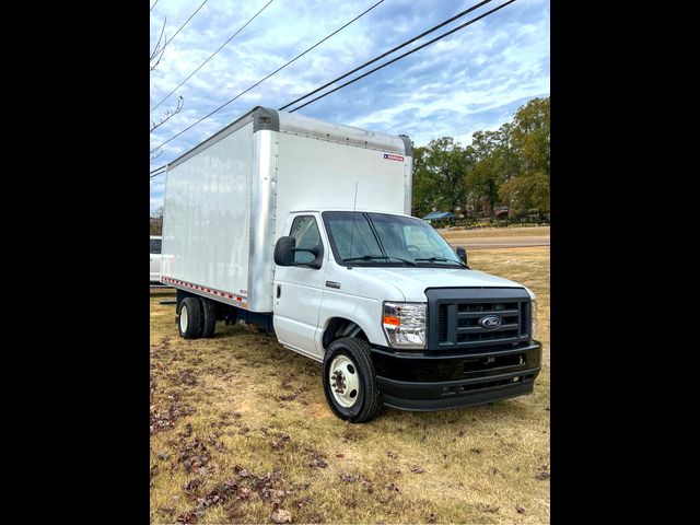 2022 Ford E-Series Base