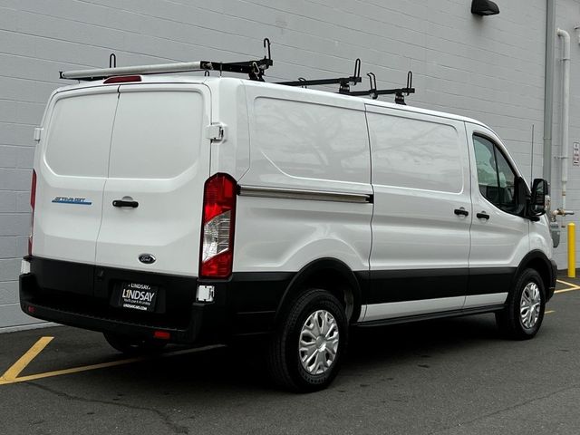 2022 Ford E-Transit Base