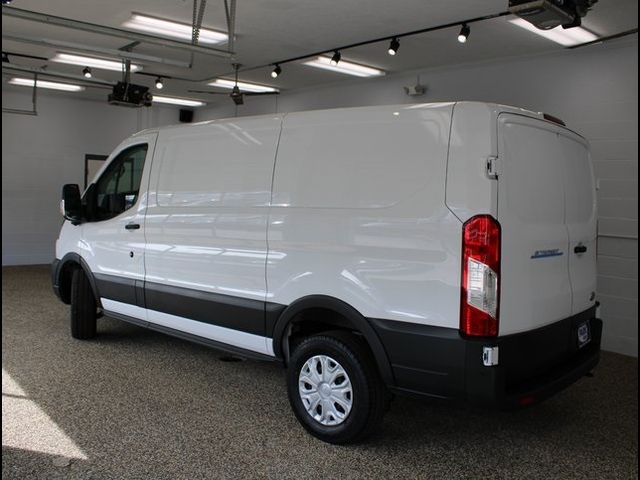 2022 Ford E-Transit Base