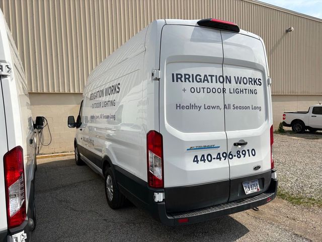 2022 Ford E-Transit Base