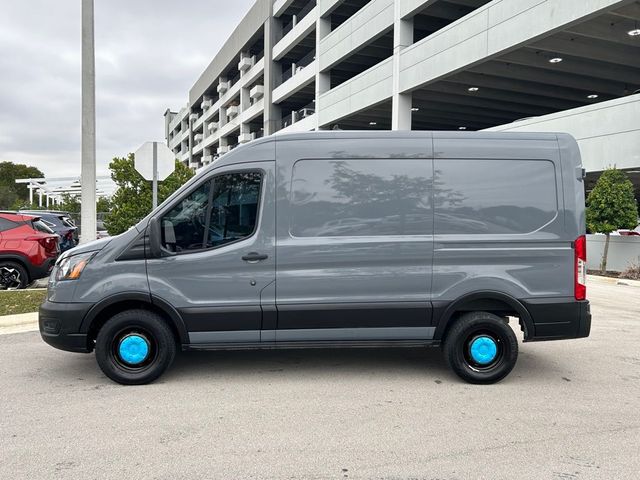 2022 Ford E-Transit Base