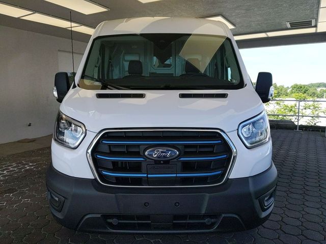 2022 Ford E-Transit Base