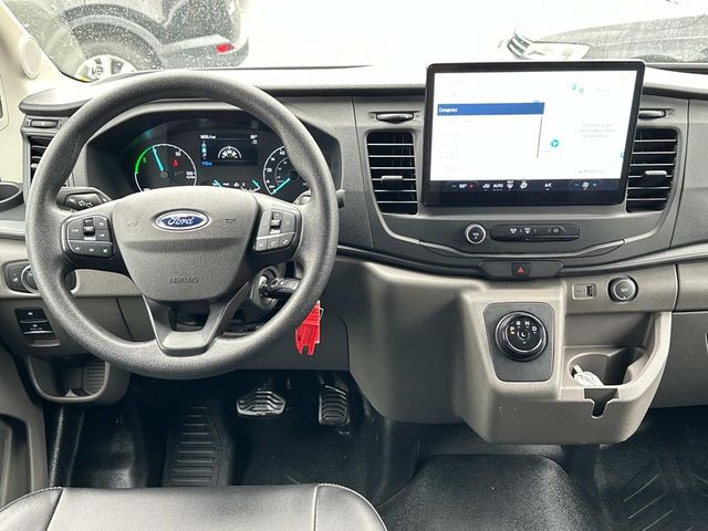 2022 Ford E-Transit Base