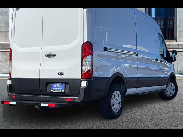 2022 Ford E-Transit Base