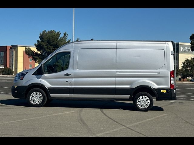 2022 Ford E-Transit Base