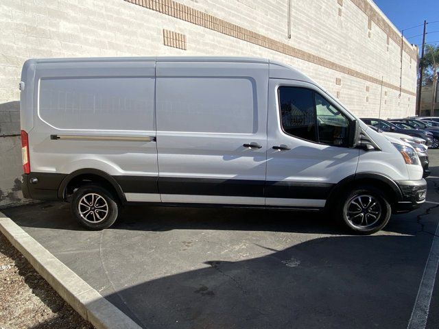 2022 Ford E-Transit Base