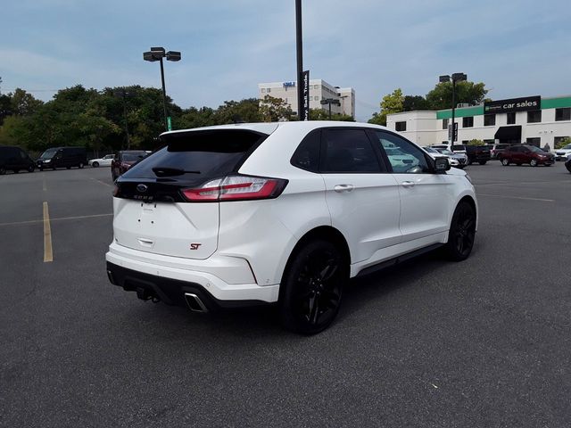 2022 Ford Edge ST