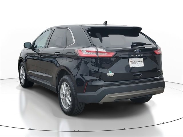 2022 Ford Edge 