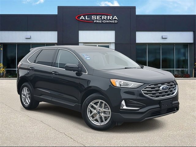 2022 Ford Edge 