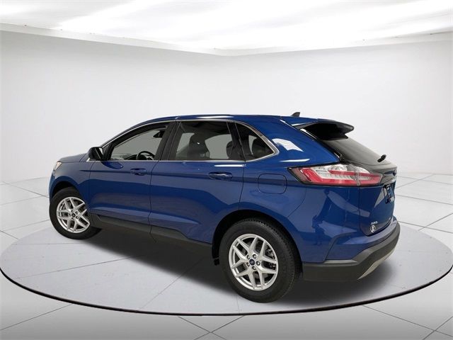 2022 Ford Edge 