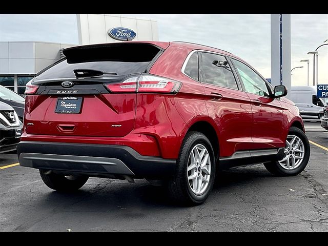 2022 Ford Edge SEL