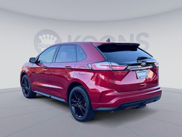 2022 Ford Edge 