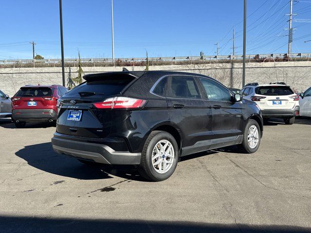 2022 Ford Edge 