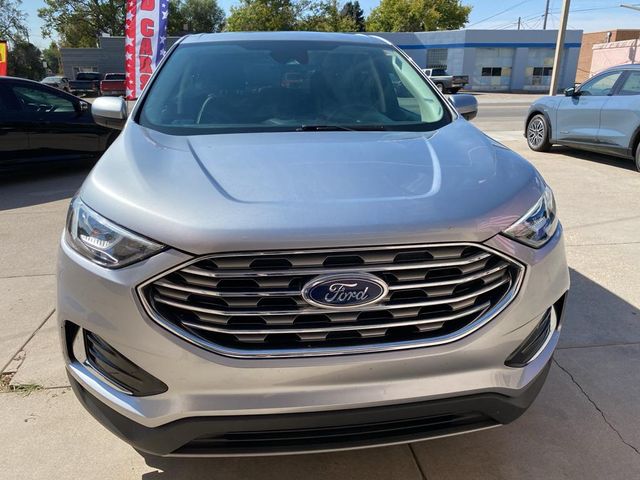 2022 Ford Edge 