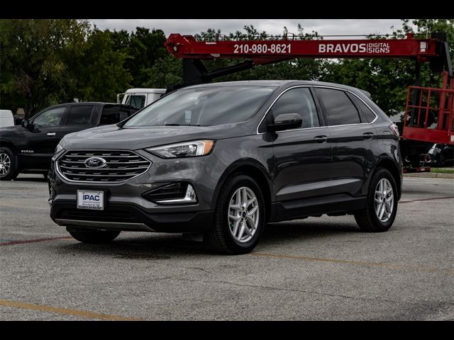 2022 Ford Edge 