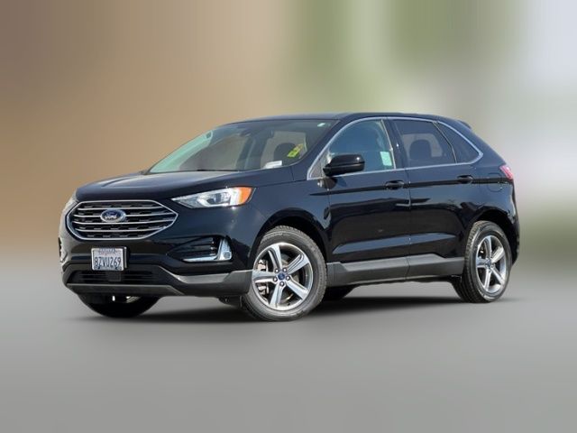 2022 Ford Edge 