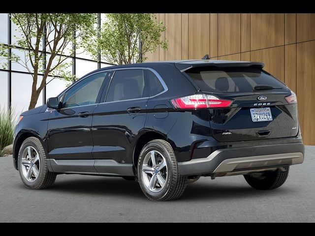 2022 Ford Edge 