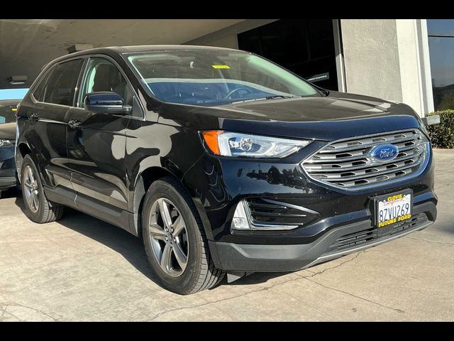 2022 Ford Edge 